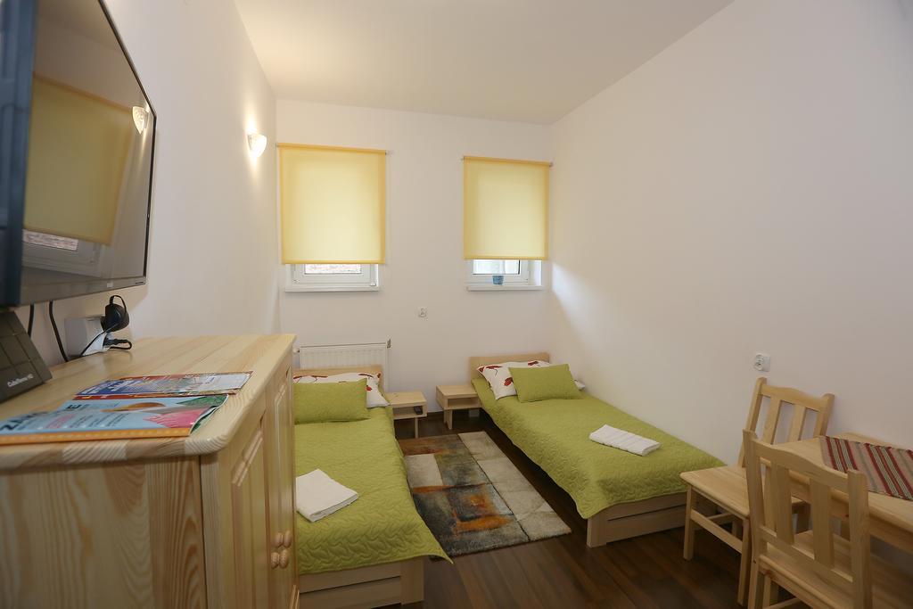 דירות זקופאנה Apartament Giewont Krupowki מראה חיצוני תמונה