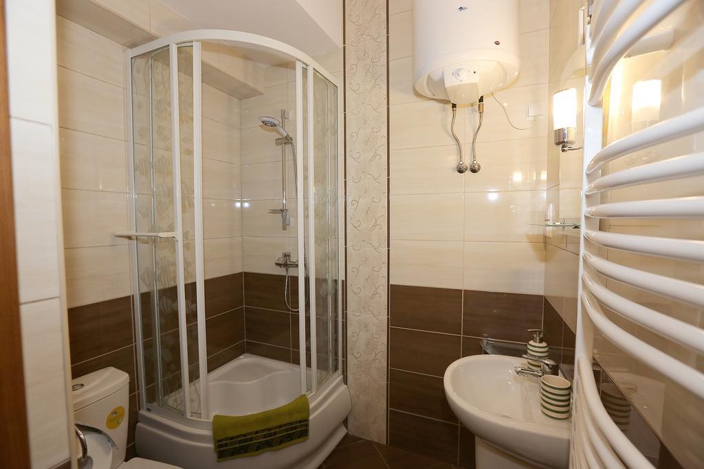 דירות זקופאנה Apartament Giewont Krupowki מראה חיצוני תמונה